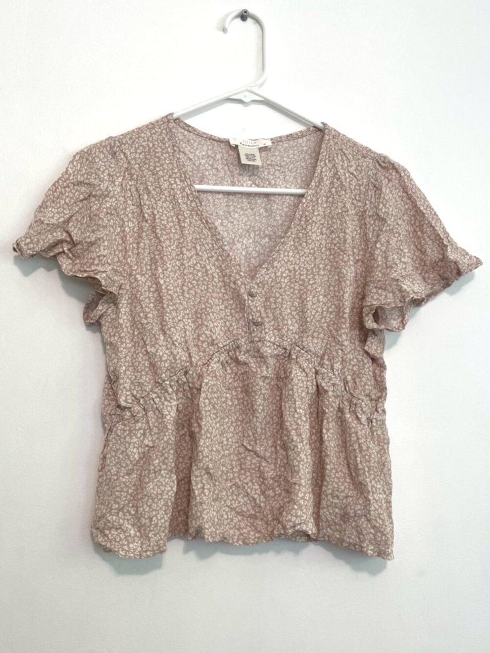 URBAN ROMANTICS URBAN OUTFITTERS Taupe Tan Animal Peplum Flutter Sleeve Blouse S